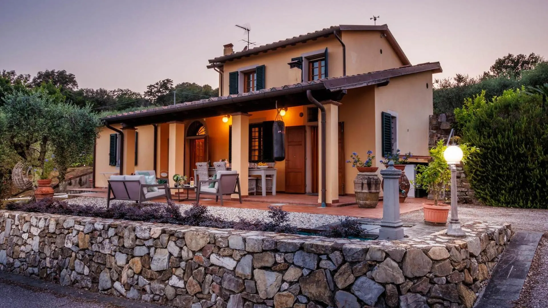 Villa Gabry Lucca 0*,  Italy